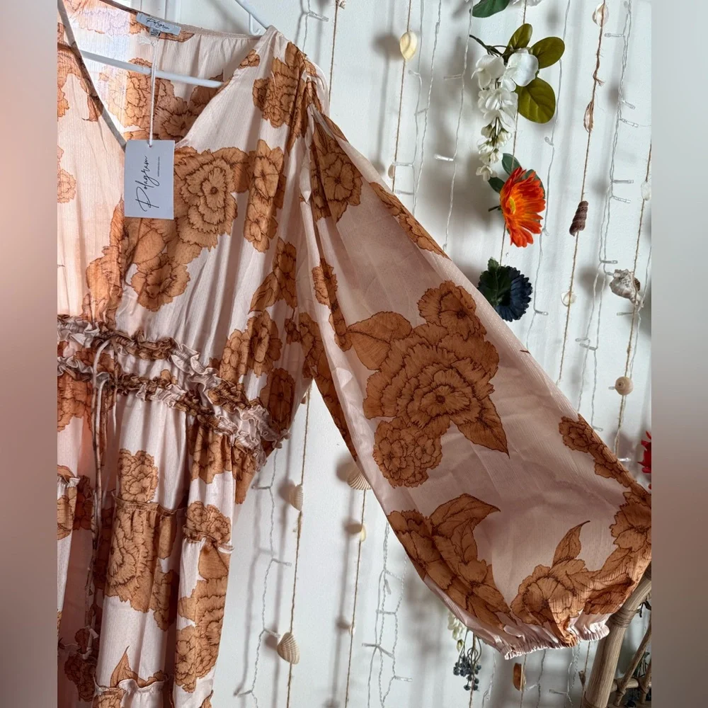 🤎 Polagram Cream & Tan Floral Midi Dress 🤎 - Picture 3 of 5